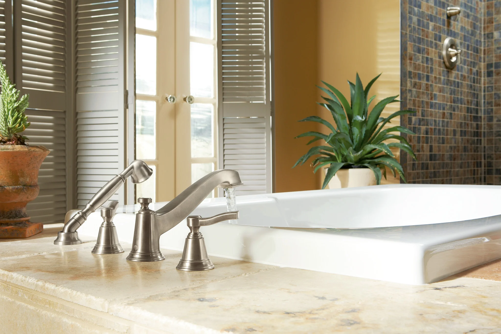 9475-Rothbury-Chrome-two-handle-low-arc-roman-tub-faucet-includes-hand-shower-9.webp Rothbury Chrome two-handle low arc roman tub faucet includes hand shower